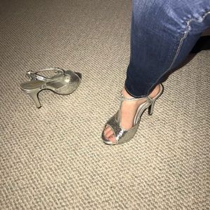 SILVER GLITTER HIGH HEELS